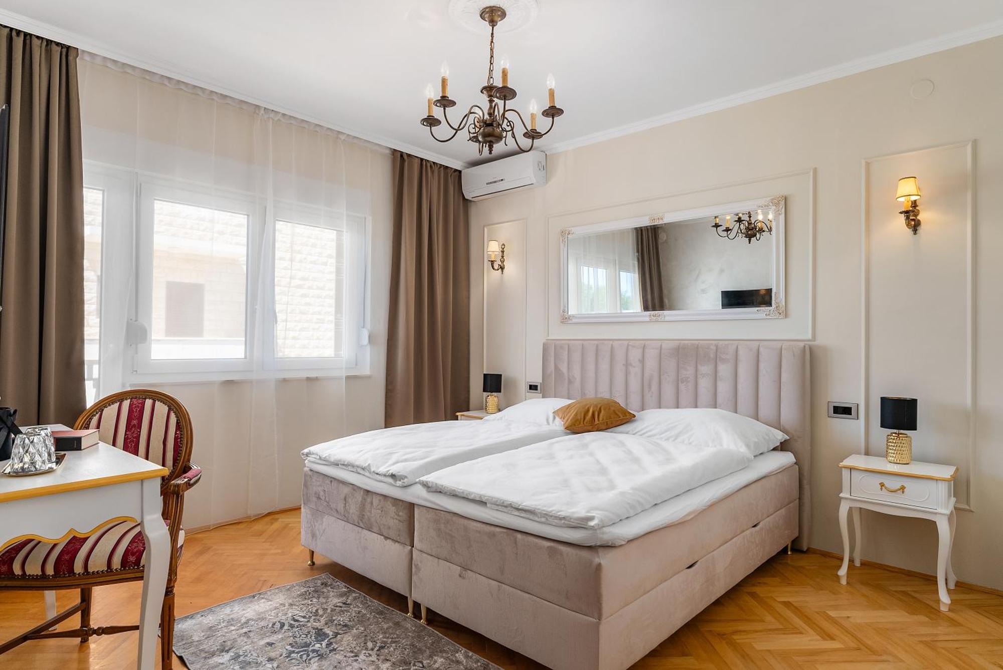 Storge Boutique Bed & Breakfast أوميس المظهر الخارجي الصورة