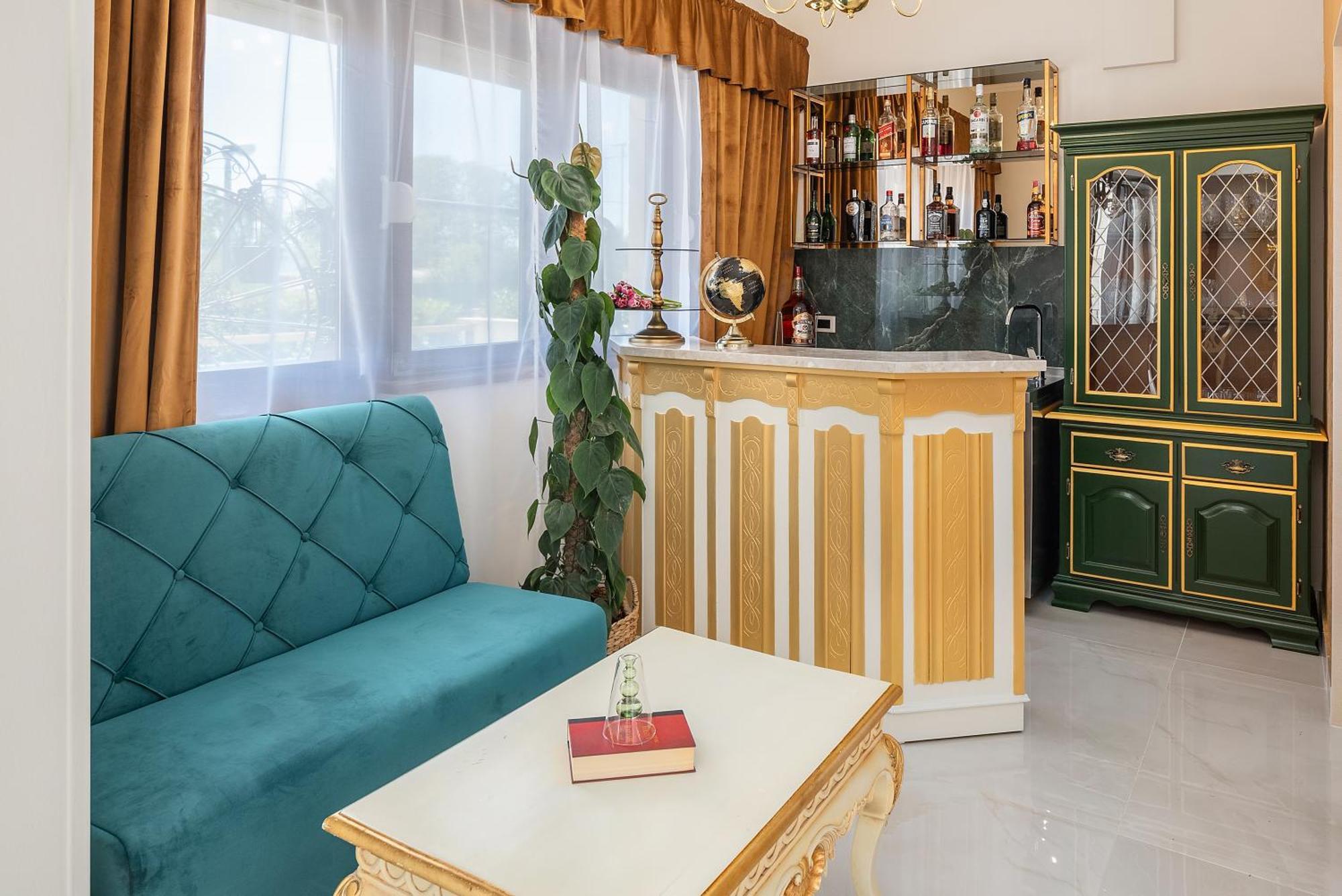Storge Boutique Bed & Breakfast أوميس المظهر الخارجي الصورة